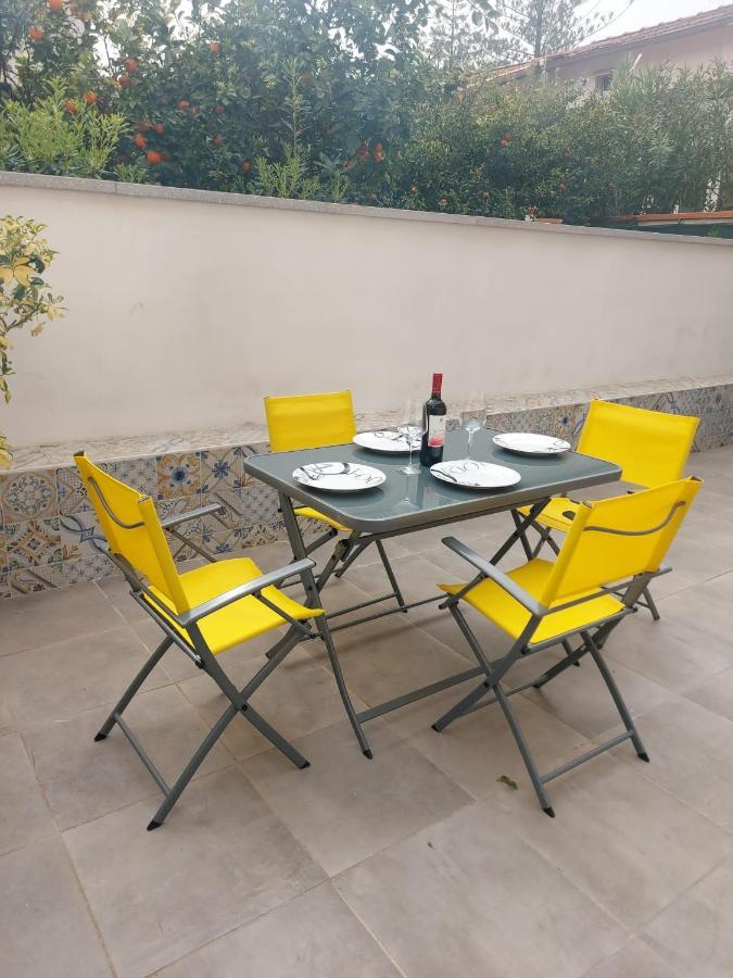 Casa Viola Elegante E Sul Mare Di Mondello Apartment Palermo Bagian luar foto