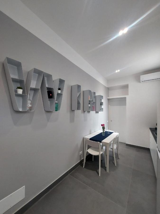 Casa Viola Elegante E Sul Mare Di Mondello Apartment Palermo Bagian luar foto